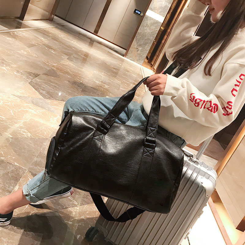 Leather Travel/Duffel Gym Bag With Shoe Pouch Leather Travel/Duffel Gym Bag With Shoe Pouch