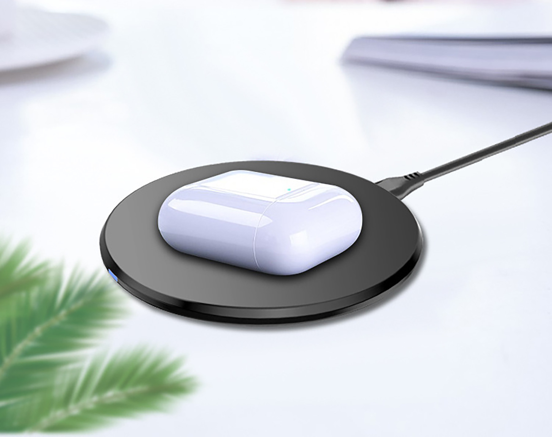 10W Max Fast Wireless Charging 10W Max Fast Wireless Charging