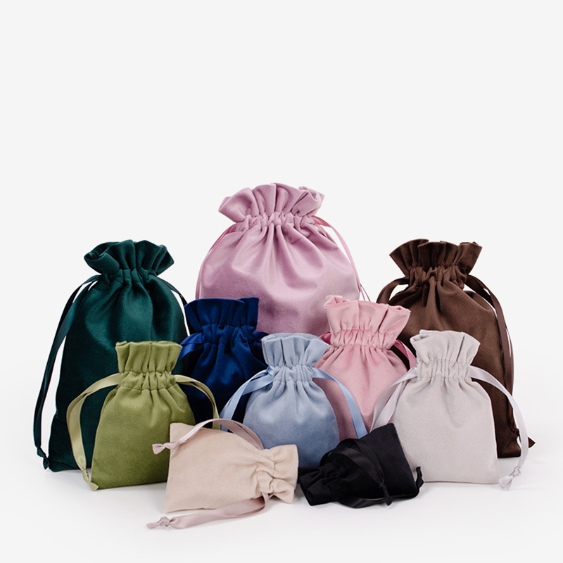 5.5"×6.7" Gift Bags Jewelry Velvet Pouches Velvet Drawstring Pouches 